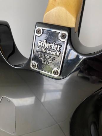 Schecter Demon 6