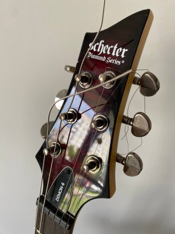 Schecter Demon 6