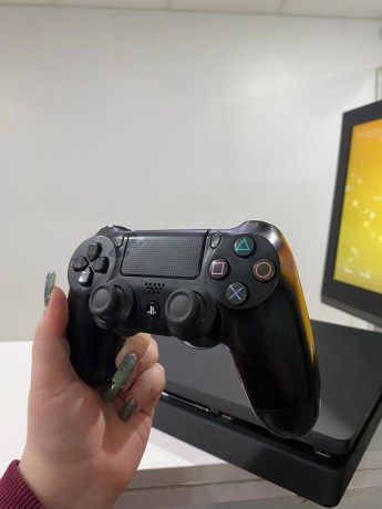 Sony Playstation 4 Slim
