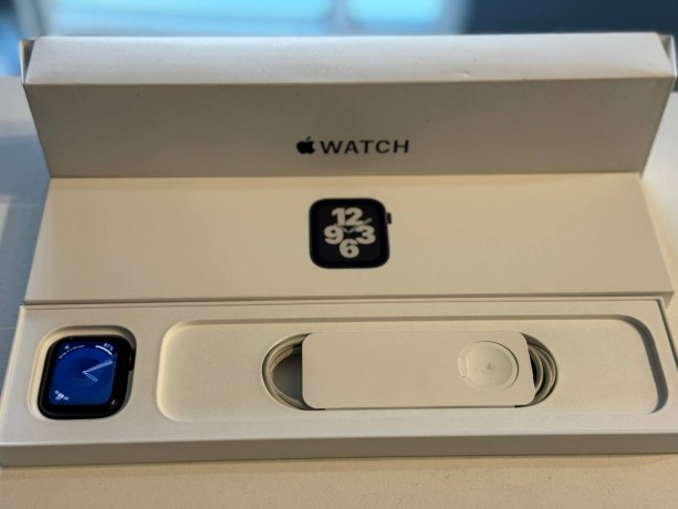 Apple Watch Series Se 40Mm