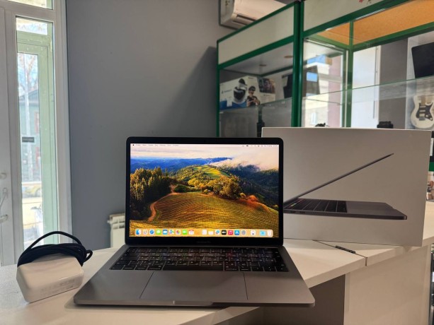 Apple Macbook Pro 13 (2 Thunderbolt) 2019