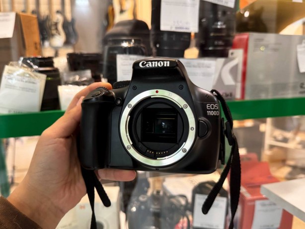 Canon Eos 1100D