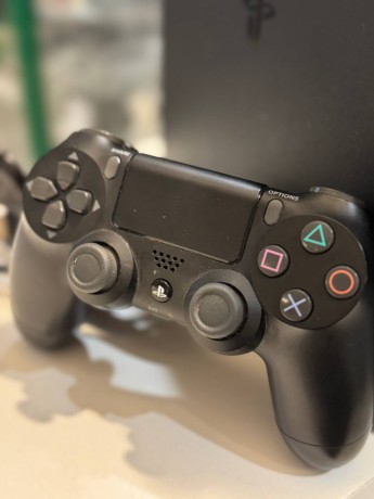 Sony Playstation 4 Slim