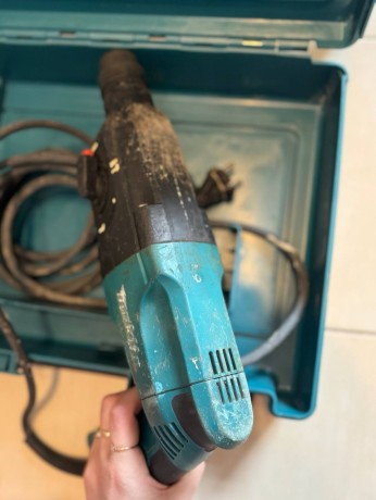 Makita Hr2450