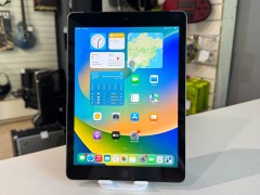 Apple iPad (5-Го Поколения) (2017)
