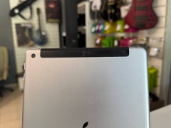 Apple iPad (5-Го Поколения) (2017)
