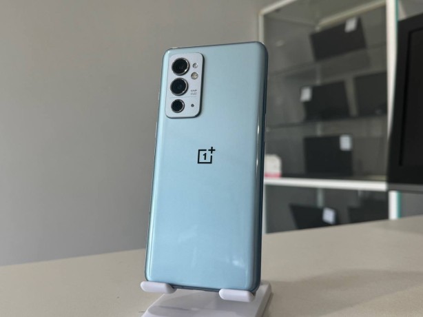 OnePlus 9Rt