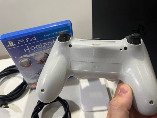 Sony Playstation 4 Slim