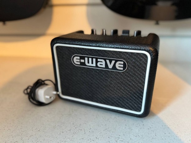 E-Wave R1