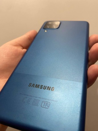Samsung Galaxy A12