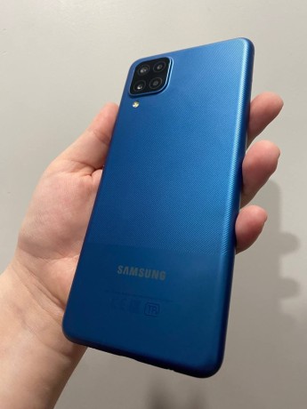 Samsung Galaxy A12
