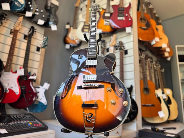 Cort Yorktown-Tab Hollow Body Series