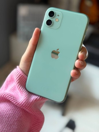 Apple iPhone 11