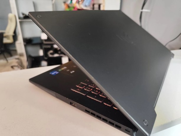 Asus Fx707z