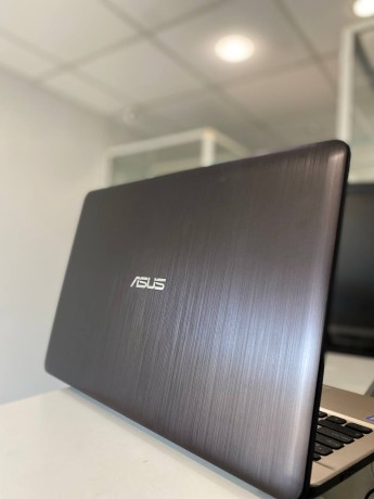 Asus Vivobook Max X541