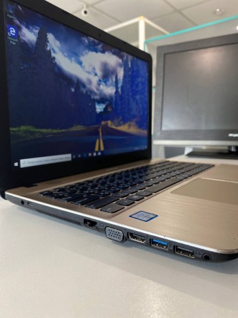 Asus Vivobook Max X541