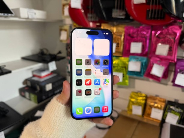 Apple iPhone 15