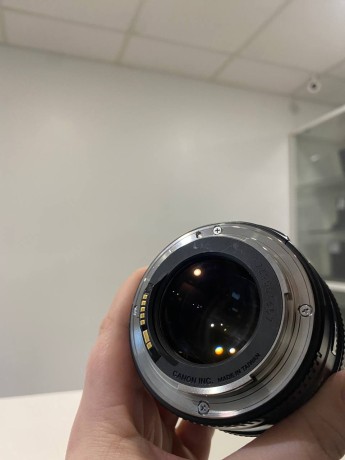 Canon Ef 85Mm F/1.8 Usm