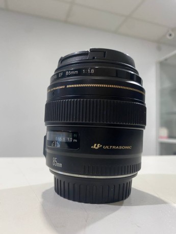 Canon Ef 85Mm F/1.8 Usm