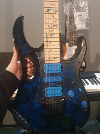 Ibanez Premium Jem77p
