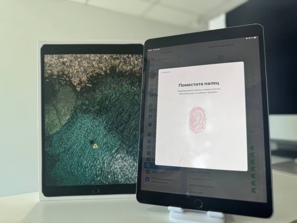 Apple iPad Pro 10.5 (2-Го Поколения) (2017)