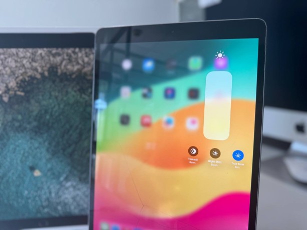 Apple iPad Pro 10.5 (2-Го Поколения) (2017)