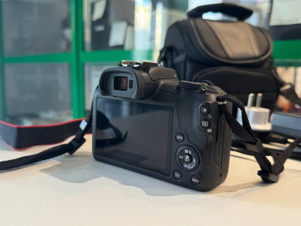 Canon Eos R100 Kit 18-45 Is Stm