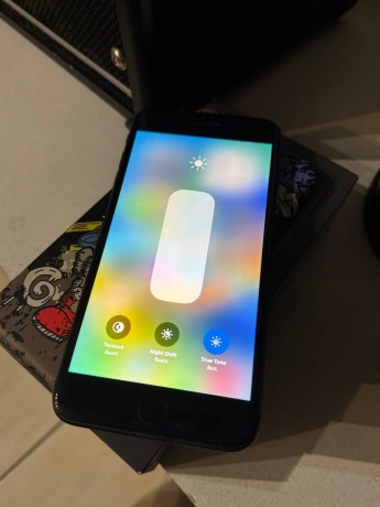 Apple iPhone 8 Plus
