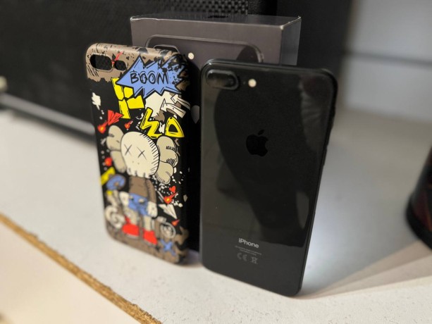 Apple iPhone 8 Plus