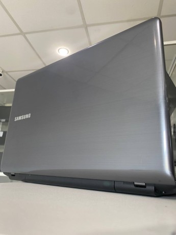 Samsung Np355v5c
