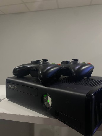 Microsoft Xbox 360 S