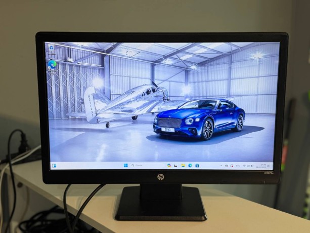 HP W2072a