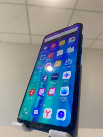 Honor 10I