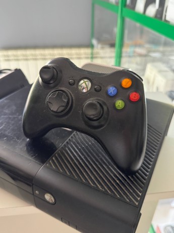 Microsoft Xbox 360 E