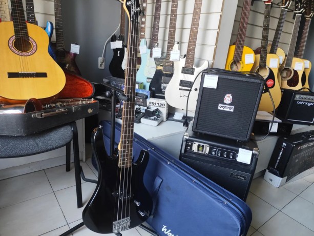 Washburn Xb100
