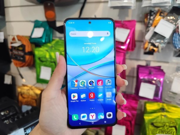 Vivo V30 Lite