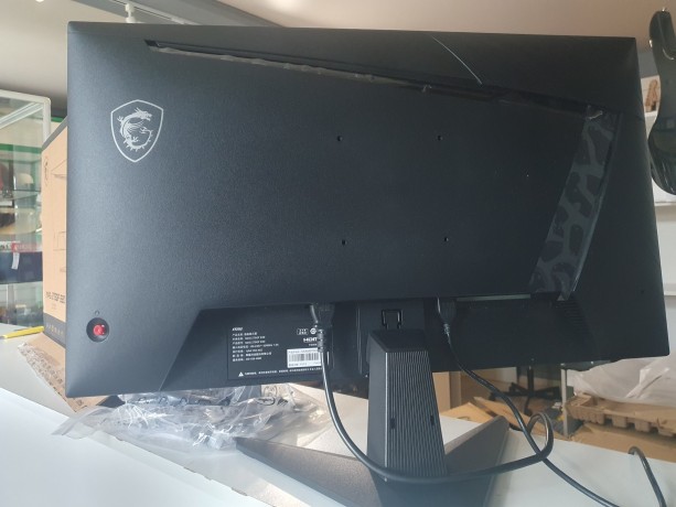 MSI Mag 275Qf