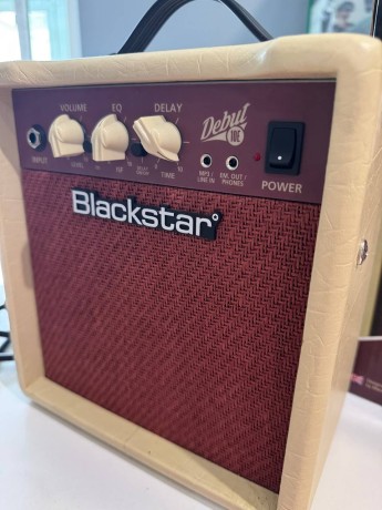 Blackstar Debut 10E
