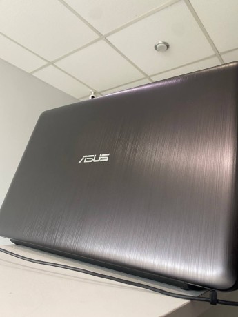 Asus X540s