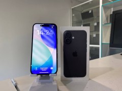 Apple iPhone 16