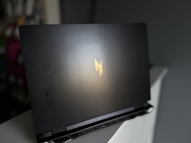 Acer Nitro 16 An16-51