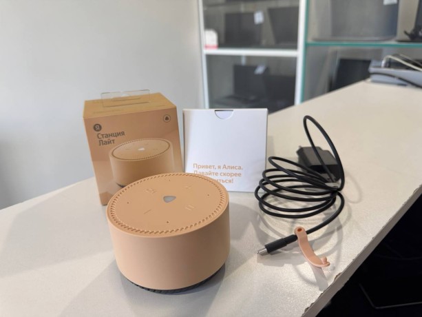 Яндекс Станция Лайт