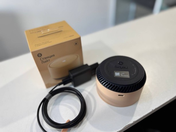 Яндекс Станция Лайт