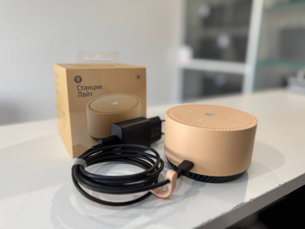 Яндекс Станция Лайт