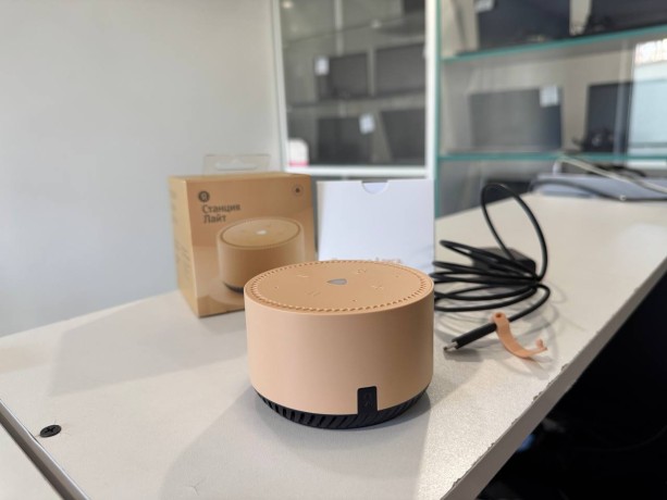 Яндекс Станция Лайт