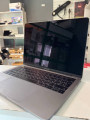 Apple Macbook Pro 13