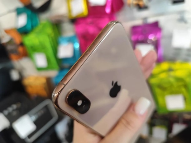 Apple iPhone Xs Max