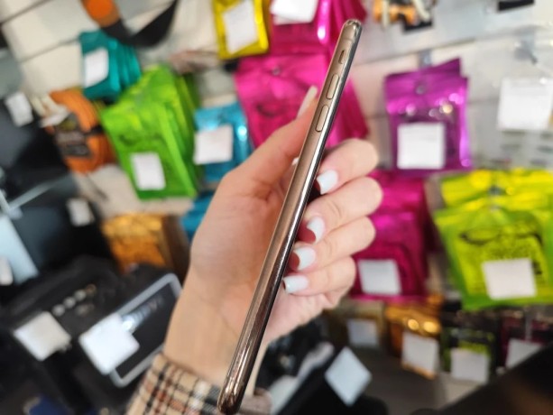 Apple iPhone Xs Max
