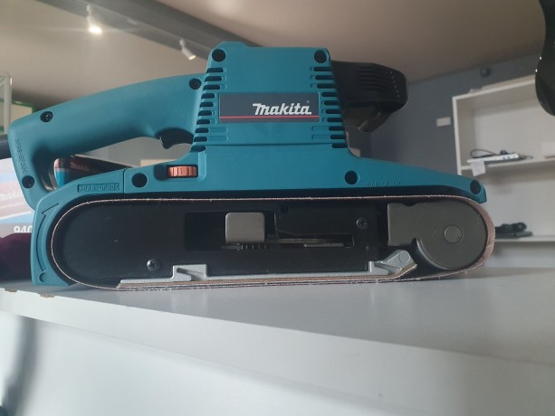 Makita 9404
