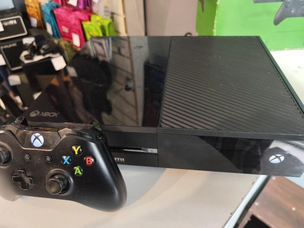 Microsoft  Xbox One Black